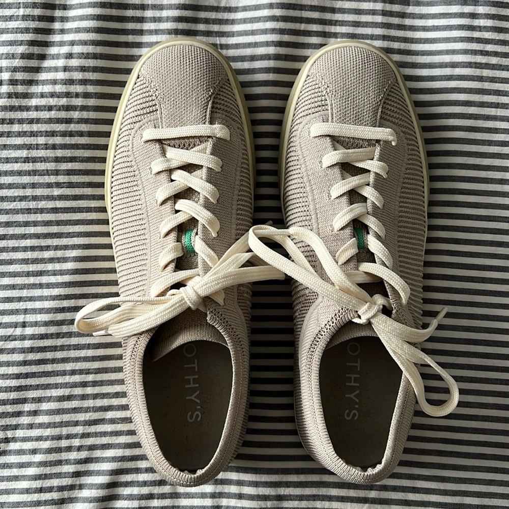 Rothy’s The Lace Up Sneaker